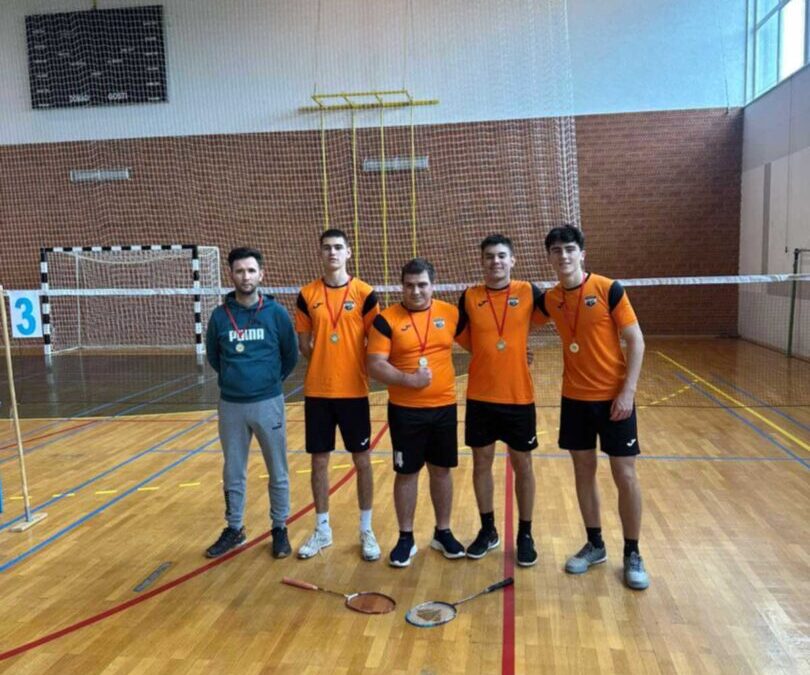 Učenici naše škole plasirali se na Državno natjecanje u badmintonu!