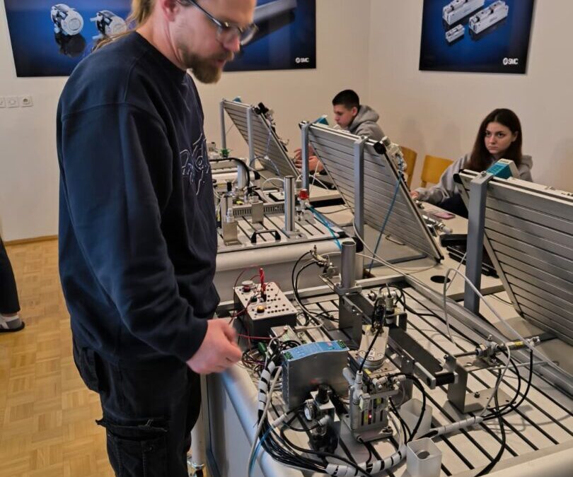 Nastavnik Čolović predavač u Erasmus+ projektu “KOMPAS 7”